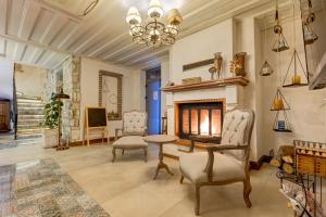 Гостиная зона в Navalia Hotel
