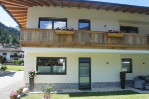 Budynek, w którym mieści się apartament