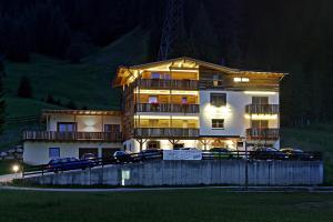 Budova, v ktorej sa hotel nachádza