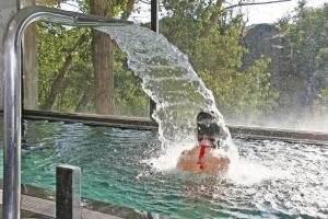 Πισίνα στο ή κοντά στο Hotel Balneario de Retortillo