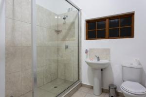 Koupelna v ubytování Mokorro Hotel