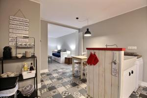 Φωτογραφία από το άλμπουμ του La Cabine De La Baie σε Saint-Pair-sur-Mer +23 φωτογραφίες