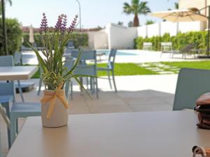 Bazén v ubytovaní Travini Hotel Residence alebo v jeho blízkosti