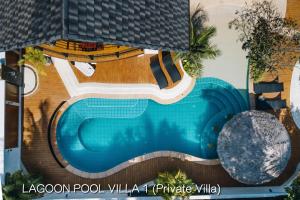 Sundlaugin á Coco Lilly Villas eða í nágrenninu
