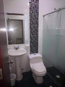 Koupelna v ubytování Aparta Hotel Puerto Nuevo