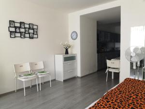 Ein Sitzbereich in der Unterkunft Nice and refreshing flat in Prague