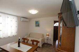 Χώρος καθιστικού στο Apartment DamirK