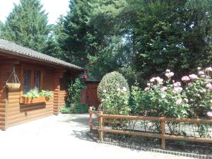 Zahrada ubytování Chalet Le Paradou Adults only