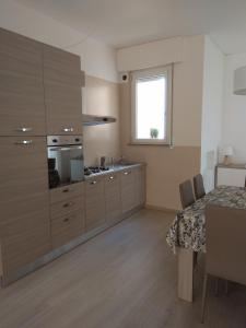 Η κουζίνα ή μικρή κουζίνα στο Frale House