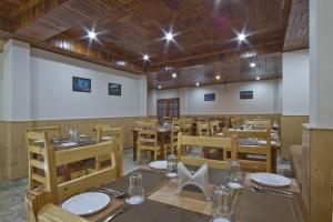 Restavracija oz. druge možnosti za prehrano v nastanitvi Hotel Hayer Regency