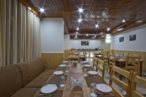 Restavracija oz. druge možnosti za prehrano v nastanitvi Hotel Hayer Regency