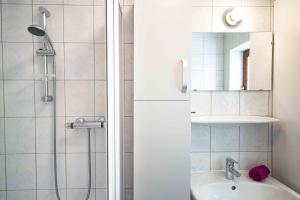 Kúpeľňa v ubytovaní Ferienwohnung Eller 79 + 27 fotografií
