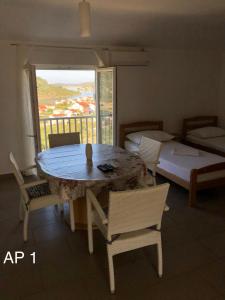Postel nebo postele na pokoji v ubytování Apartments Zora