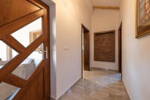 Fotografie z fotogalerie ubytování Villa Navita Augustinus with pool v destinaci Debeljak