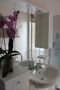 Et badeværelse på Nel Sole appartamenti + 55 billeder