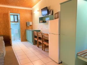 Dapur atau dapur kecil di Broken River Mountain Resort