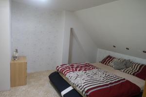 Posteľ alebo postele v izbe v ubytovaní ČAKOVÁ 116