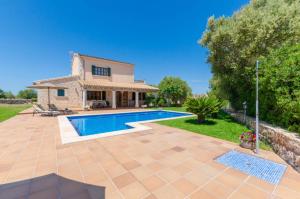 The swimming pool at or close to Es Vedat 6