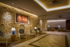 Posezení v ubytování Hotel Shigira Mirage