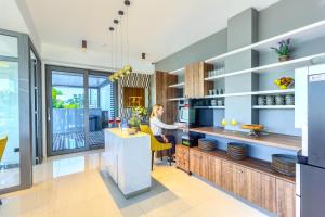 Bel Residence的厨房或小厨房