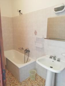 Koupelna v ubytování Albergo La Torre + 27 fotografií