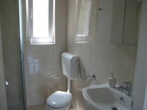 Koupelna v ubytování Apartment Lara