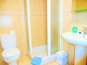 Ein Badezimmer in der Unterkunft Martin House & Granada