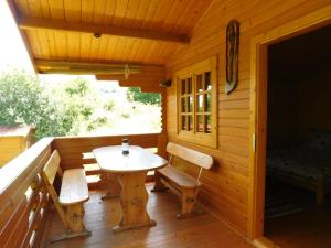 Foto de la galería de Wood Cabins in the heart of Transylvania en Colţeşti