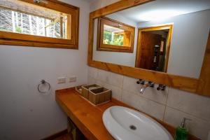 Koupelna v ubytování Cabañas Villa Sequoia