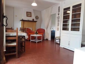 A seating area at B&B I Canonici