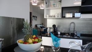 Kuchyňa alebo kuchynka v ubytovaní Luxury Apartment with Large Terrace