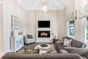 Gallery image of Grandview Accommodation - The Flaxley Apartments in Mount Barker