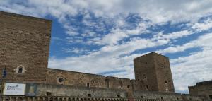 Fotografia z galérie ubytovania Dimora Castello Bari Vecchia Appartamento 1 camera 4 posti v Bari