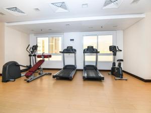 Fitness centrum a/nebo fitness zařízení v ubytování Action Hotel Ras Al Khaimah