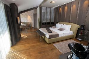 Postel nebo postele na pokoji v ubytování Solun Hotel & SPA