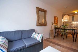 Kuchyňa alebo kuchynka v ubytovaní Apartments Mediteranea + 23 fotografií