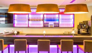 Ο χώρος του lounge ή του μπαρ στο Munich Deluxe Hotel