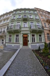 Budova, v ktorej sa apartmán nachádza