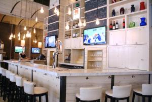 Salone o bar di TRYP by Wyndham New York City Times Square - Midtown
