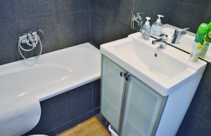Kúpeľňa v ubytovaní Apartament w Sercu Starówki