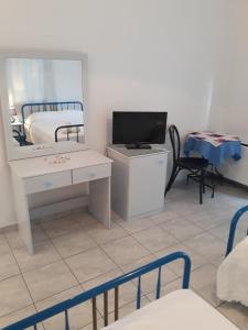 Φωτογραφία από το άλμπουμ του karavagelis rooms στις Ροβιές