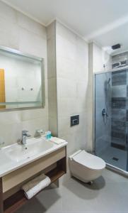 Koupelna v ubytování Hotel London