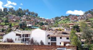 Nespecifikovaný výhled na destinaci Cuzco nebo výhled na město při pohledu z bed and breakfast