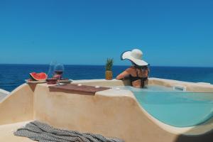 Гости Michelangelo Beach Villa