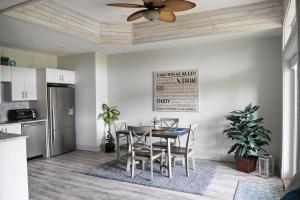 Gallery image of Valley View in Lake Cowichan +19 photos