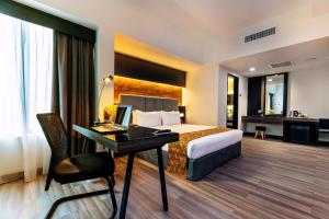 Postel nebo postele na pokoji v ubytování Hotel Armada Petaling Jaya