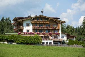 Galeriebild der Unterkunft Hotel Pension Wiesenhof in Kaltenbach