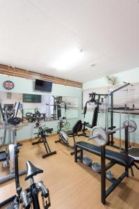 Fitnes oz. oprema za telovadbo v nastanitvi Chayadol Resort - SHA Extra Plus