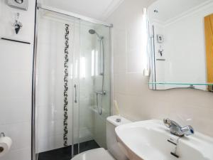A bathroom at Apartment Mariners 2 by Interhome