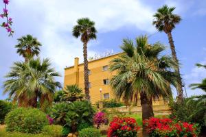 Vonkajšia záhrada v ubytovaní Colleverde Park Hotel